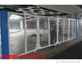 化工廠車間臨時移動隔離柵防護欄與防撞設(shè)施的重要性