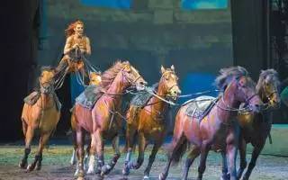 錯過了《戰(zhàn)馬》?沒關(guān)系,還有馮小剛夫婦、陳凱歌夫婦力挺的《舞馬》!_人文頻道_東方頭條